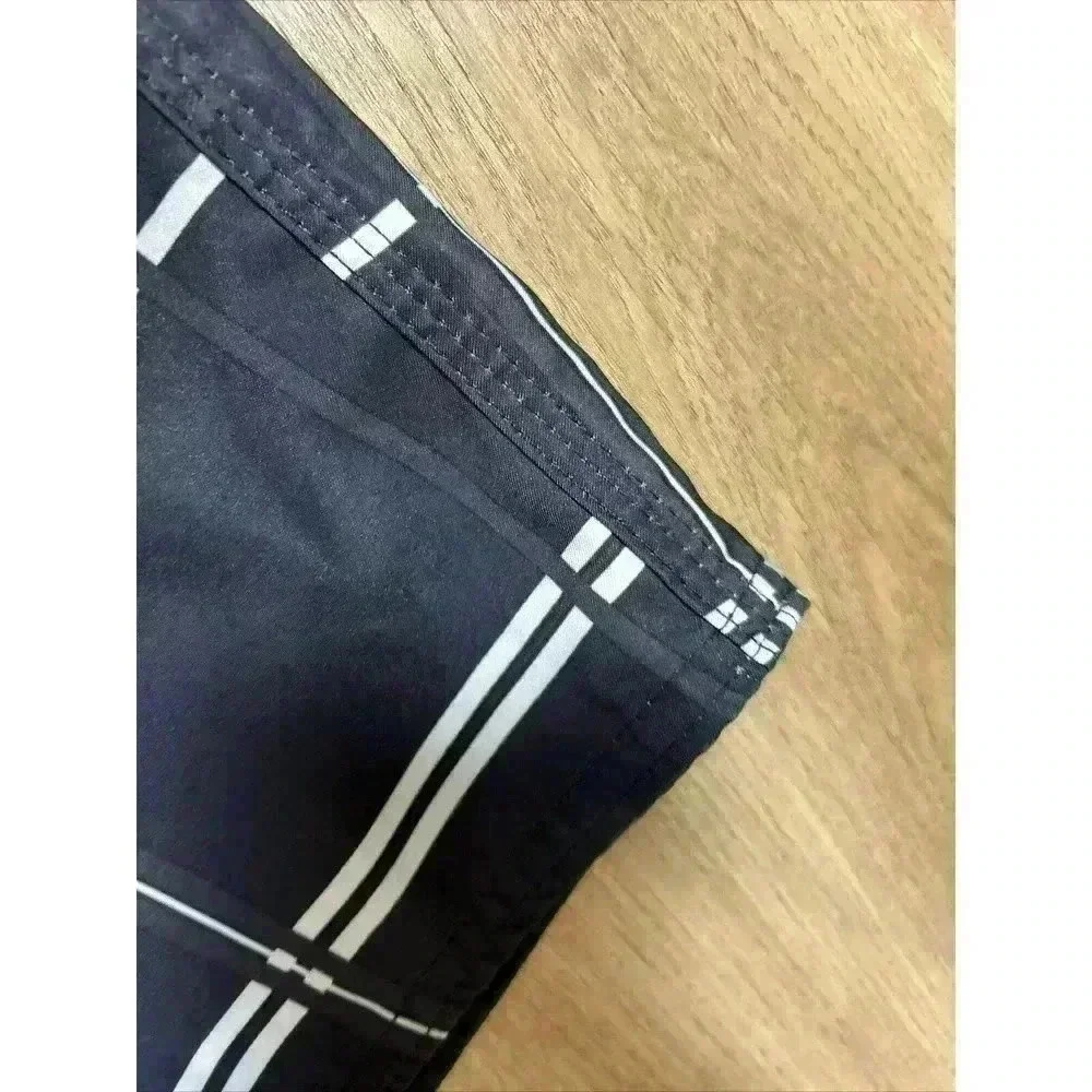 The North Face Men's Board Shorts Trunks Sz 36 Black Plaid Never Stop Exploring